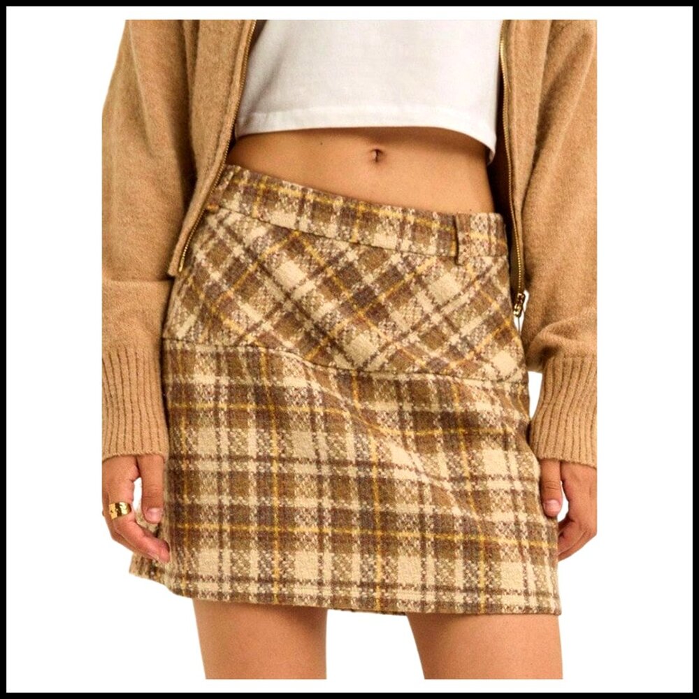 Low Waisted Plaid Mini Skirt Vintage Style Winter Casual Wear